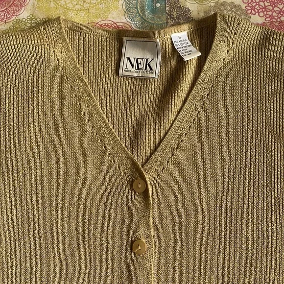 NEK North East Knitters Women’s Gold Buttoned Cardigan Sweater - Picture 4 of 6